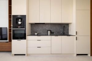 Bright Studio in Katowice with Parking, Sauna & Gym by Noclegi Renters