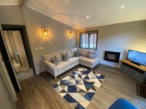 L16 - Pet Friendly Penrhyn Spa