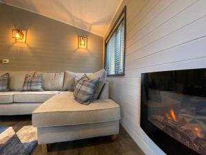 L16 - Pet Friendly Penrhyn Spa