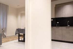 Bertola 17, centrale, stazione by HAPPYHOSTORINO