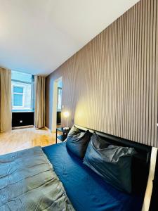 Stylish 1BR Apt, Near Metro & Shops