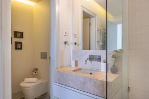 001 Bacalhoeiros Riverside