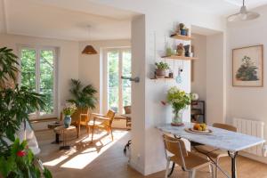 Appartements Charming & bright apartment with rolling balcony : Appartement 1 Chambre