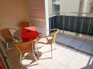 Apartment Algor 2 steps from the sea