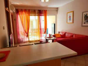 Apartment Algor 2 steps from the sea