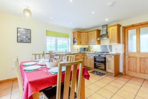 3 Bed in Glenhinnisdal oc-s32340