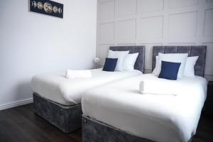 Charming Coach House