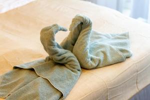 Little Pearl in the City w AC by NW