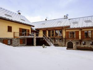 Apartment (6 Adults) room in Appartement Valloire 3 pièces 6 personnes - FR-1-263-153