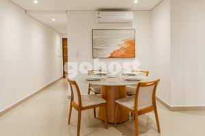 Comfortable 2 bed apt in Molas Lopez