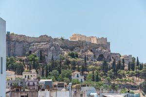 Huge Balcony Penthouse in City Center - Zen Asteria