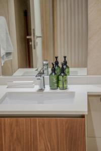 Citylight Studio With Balcony by Blue Cloud Holidays