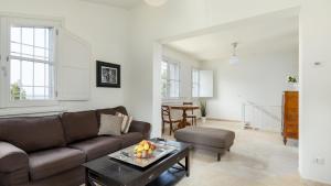 LA CASETTA 12, Emma Villas