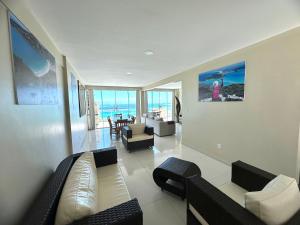 Luxuosa Cobertura Vista Mar- Praia Grande