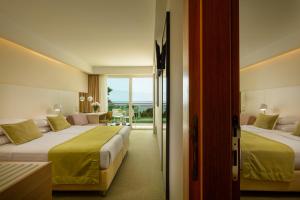 Family Room - Sea Side room in Family Hotel Vespera