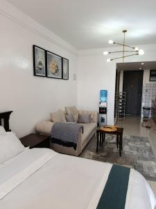 Cozy Loft near UN & Village Market