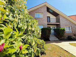 Casa Carlés by URent