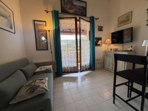 Appartements Studio mezzanine avec piscine, parking - 4 pers - Cavalaire - FR-1-226B-166 : photos des chambres