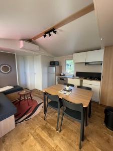 Campings Camping Le Mas de Mourgues : photos des chambres