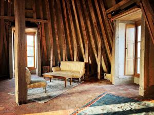 Maisons d'hotes La Tour Beurdelaine : photos des chambres