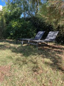 Maisons de vacances Les Suites d'Alienor-Suite Mimosa : photos des chambres