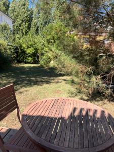 Maisons de vacances Les Suites d'Alienor-Suite Mimosa : photos des chambres