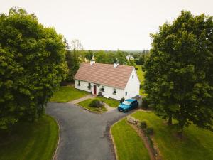 Longford Holiday Red Rose Self Catering Cottage