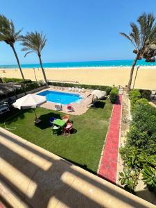 فيلا اول صف بحر مارينا الساحل الشمالي العلمين برايفت بول