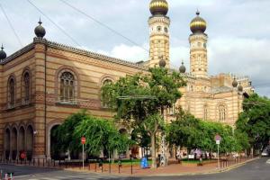 Modern - Super central - Chic Apt for 6