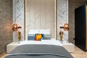 Modern - Super central - Chic Apt for 6