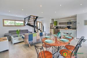 Maisons de vacances La grange : photos des chambres