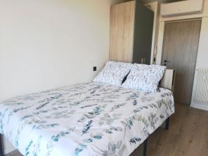 3-room air-conditioned terrace, sea view