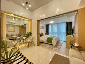 Cozy place across Mitsukoshi Mall