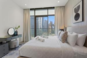 Bright 1 Bedroom with Burj Khalifa view in Peninsula
