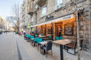 Vintage romantic home for couples on Buda hills