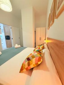 Travel Habitat Oceanografic Suites