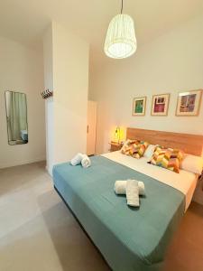 Travel Habitat Oceanografic Suites
