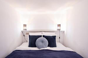 Ultra Central - Charming and NEW - Quiet Sleep