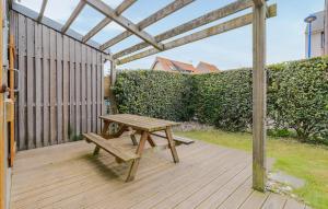Maisons de vacances Jolie Maison Avec Terrasse : photos des chambres