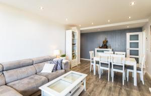 Cozy Apartment In Villajoyosa With Private Swimming Pool, Can Be Inside Or Outside