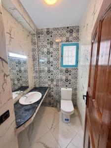 Large apartment with Wi-Fi and beach