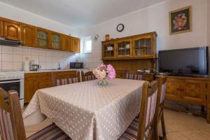 Crikvenica Three-Bedroom Apartment 1