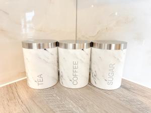 Modern 2-4 Beds - Contractors