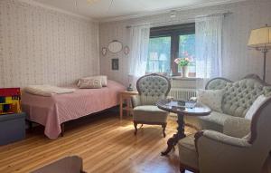 3 Bedroom Cozy Home In Nässjö