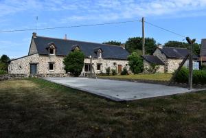 Maisons de vacances Gite La Mancelliere - Maison familiale 12pers, grand jardin, jeux & petanque - Pleine nature : photos des chambres