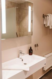 Vallens Säteri Gårdshotell