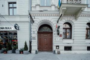 Piotrkowska 77 4 separete Bedrooms 4 osobne pokoje z osobna łazienką i kuchnią na korytarzu