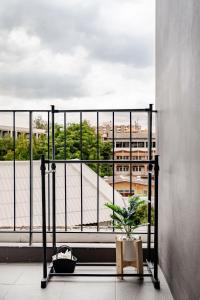 Grove Suite Nimman with Pool&Gym Rooftop