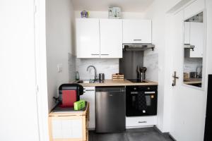 Appartements Small Functional & Quiet Apartment with courtyard : photos des chambres