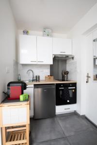 Appartements Small Functional & Quiet Apartment with courtyard : photos des chambres